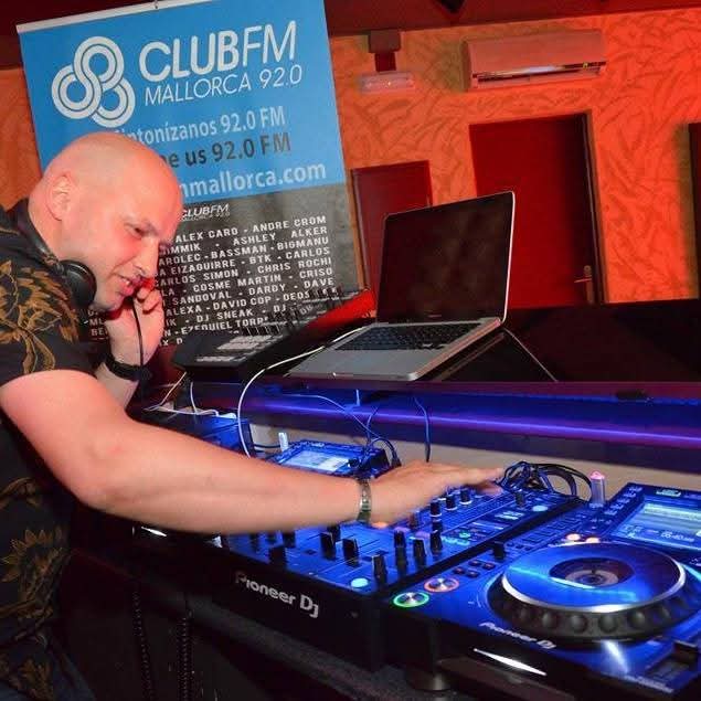 DJ SimonPro